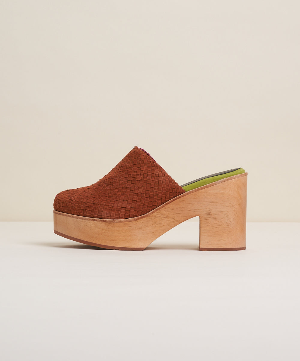 Charlotte stone hot sale marlo clogs