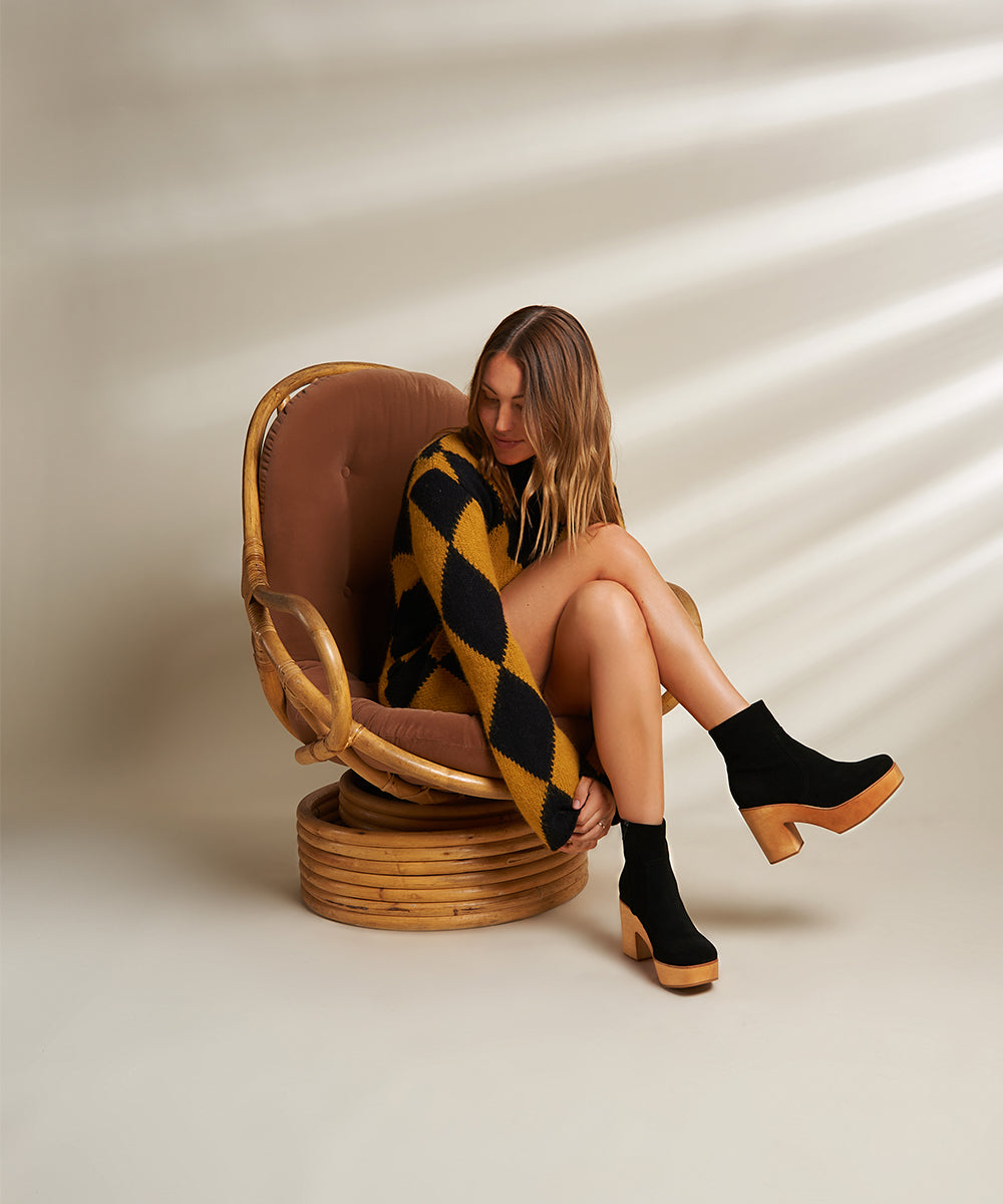 Charlotte Stone - Paz