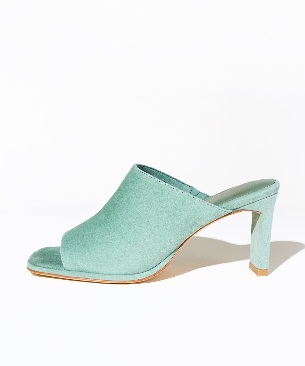 RIO - Charlotte Stone